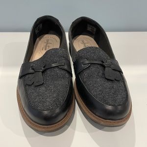 Clarks Women Loafers